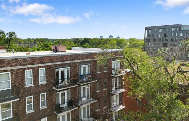5630 Pershing Ave, #40, St. Louis, MO  63112