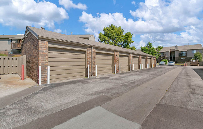 Kansas one and two bedroom apartments with garage