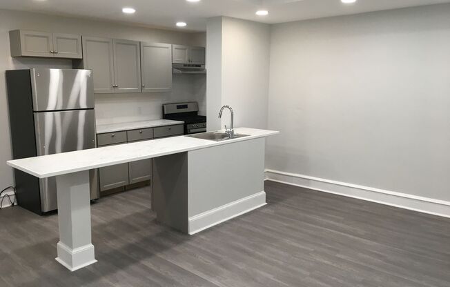 1 bed, 1 bath, $1,395, Unit 6