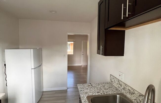 Studio, 1 bath, 325 sqft, $1,700, Unit 2233-07