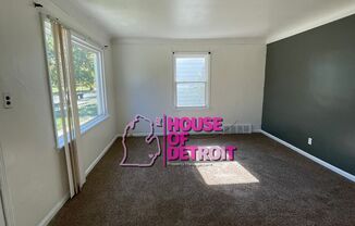 3 beds, 1.5 baths, $1,300