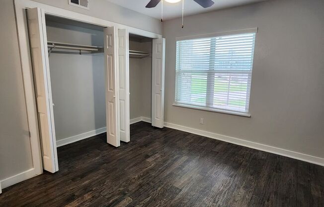 2 beds, 2 baths, 931 sqft, $1,123, Unit 02-0210