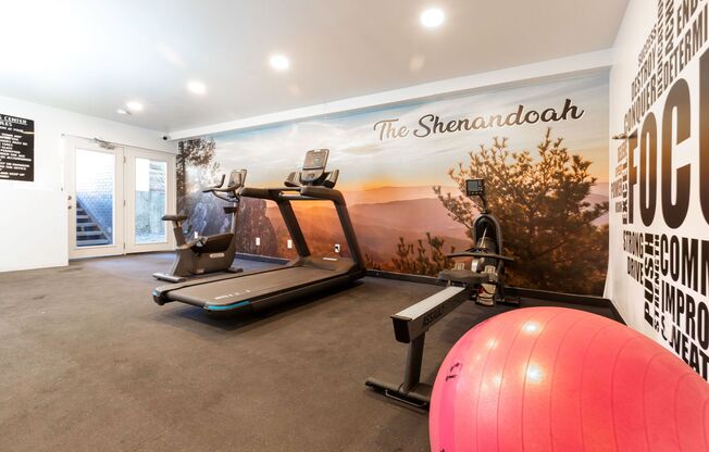 1 bed, 1 bath, 574 sqft, $1,295, Unit 38