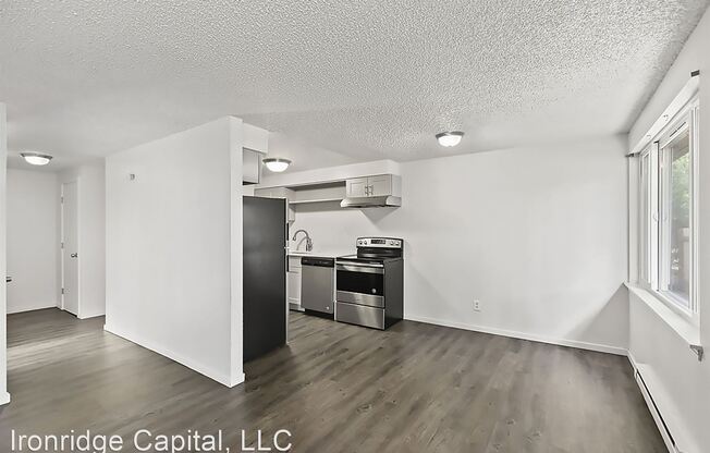 1 & 2 Bedroom Units - Work & Play in Tacoma!