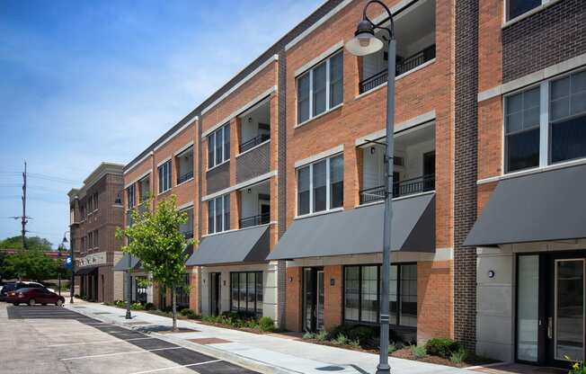 HIGHPOINT Clarendon Hills