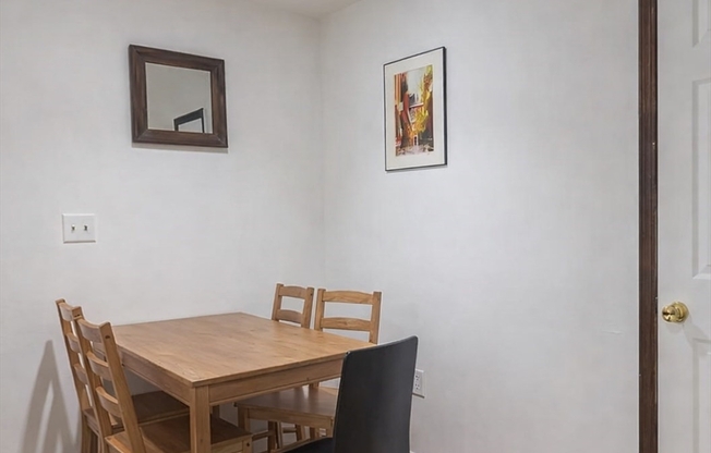 10 Parker Hill Ave Apt 3