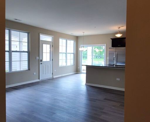 2 beds, 2 baths, $2,395