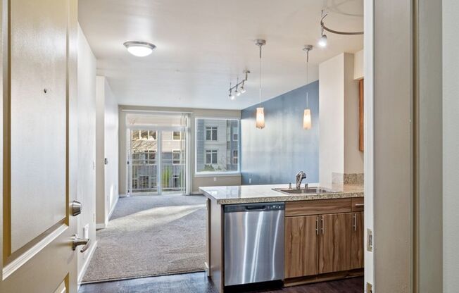 1 bed, 1 bath, 627 sqft, $2,500, Unit 304