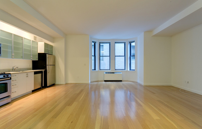 1 bed, 1 bath, 13,437 sqft, $3,800, Unit 20D