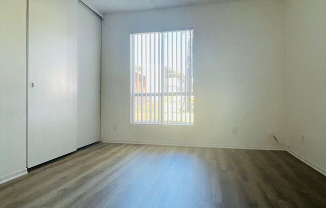 2 beds, 1.5 baths, $2,395