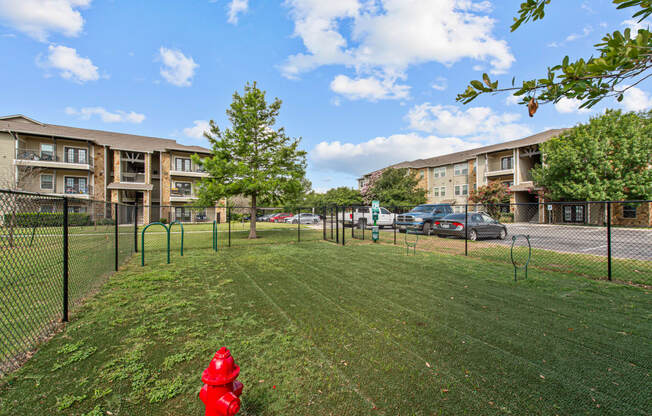 the preserve at ballantyne commons yard with red fire hydrant