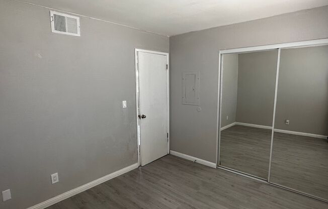 2 beds, 1 bath, 800 sqft, $1,150