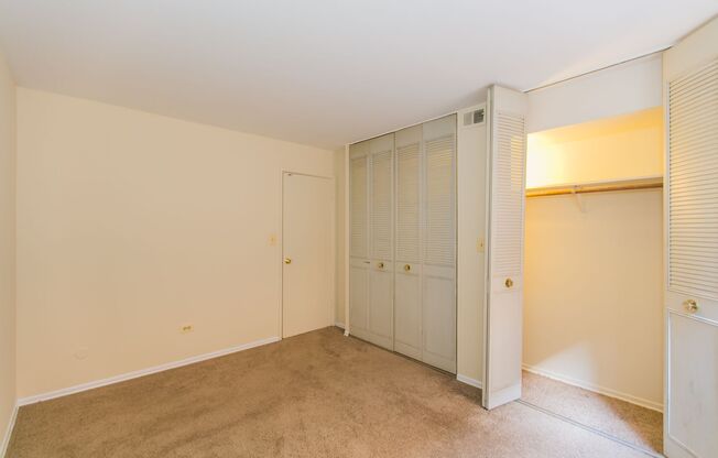 1 bed, 1 bath, 700 sqft, $1,695, Unit 428