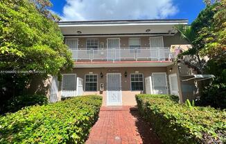 7 SALAMANCA AVE