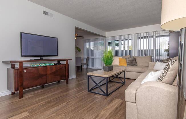 SPACIOUS FLOOR PLANS IN SAN DIEGO, CALIFORNIA