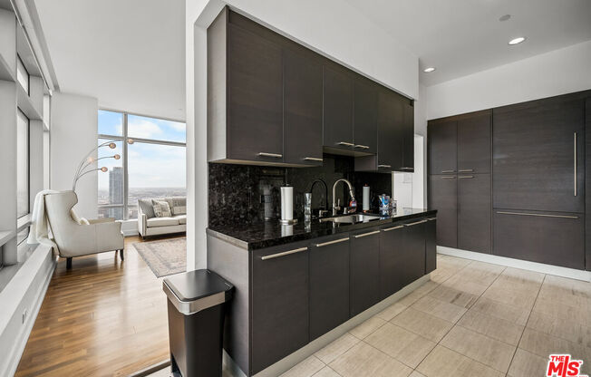 2 beds, 3 baths, 1,700 sqft, $9,500, Unit 37K