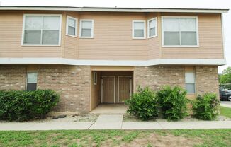 945 Schertz Parkway- Unit 4