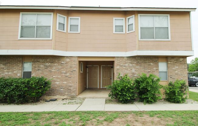 945 Schertz Parkway- Unit 4