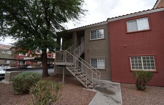 Terrific Three Bed In Popular Manzanita Community