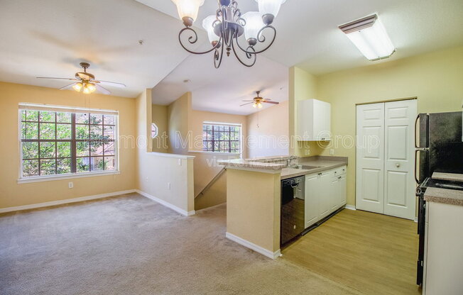 842 GRAND REGENCY PT