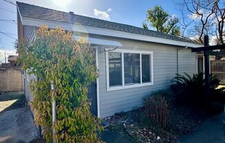 UPCOMING 2 BED 1 BATH COZY CASITA AVAILABLE 12/19/24!!