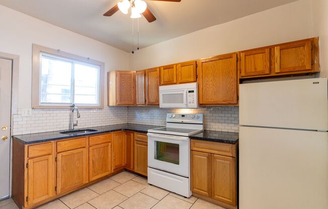 3 beds, 1 bath, $1,600