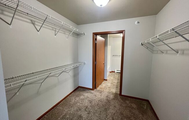 2 beds, 2 baths, 1,215 sqft, $1,350, Unit 210