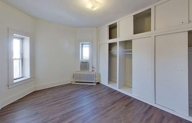 2 beds, 1 bath, 764 sqft, $1,649, Unit 1301-51