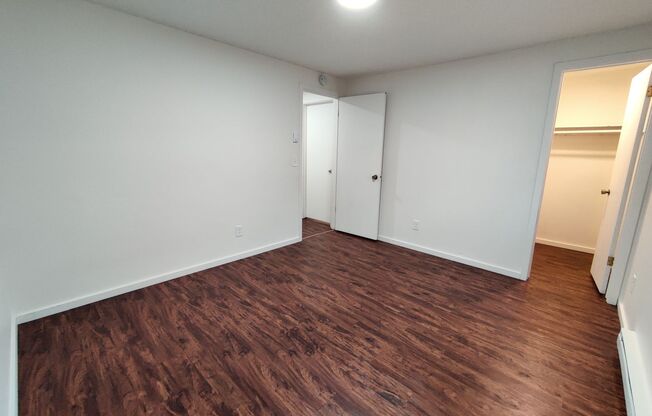 2 beds, 1 bath, 800 sqft, $1,250, Unit 306