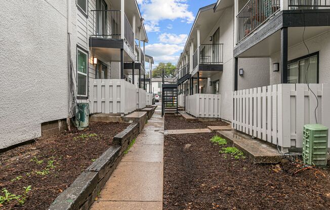 1 bed, 1 bath, 495 sqft, $800, Unit 214