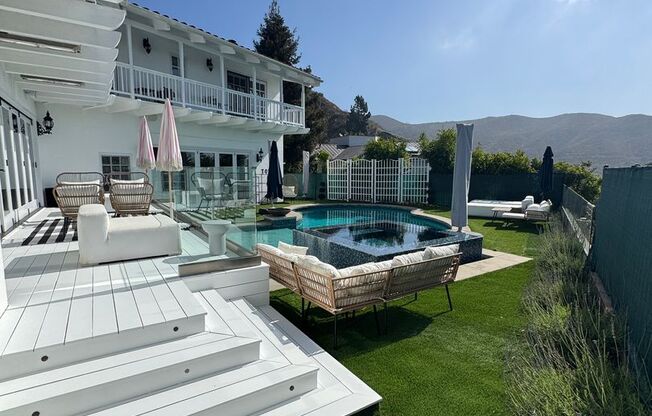 1423 Floresta Pl Pacific Palisades, CA 90272