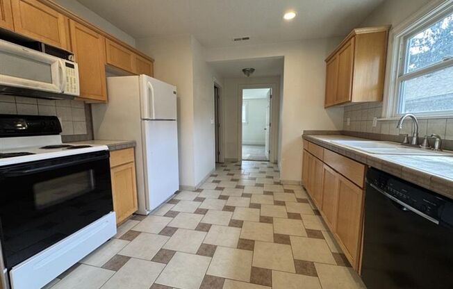538 SE 7th Avenue ~ Quaint Single Level Home