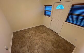 3 beds, 2 baths, $1,400