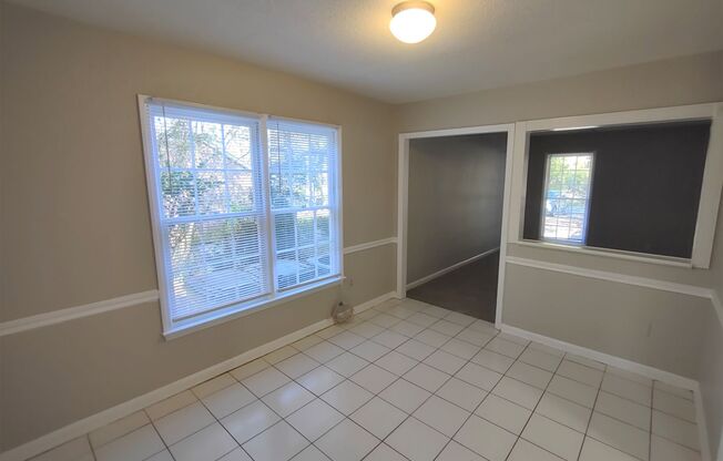 Beautiful Duplex Home Located in the Stonehaven Community!