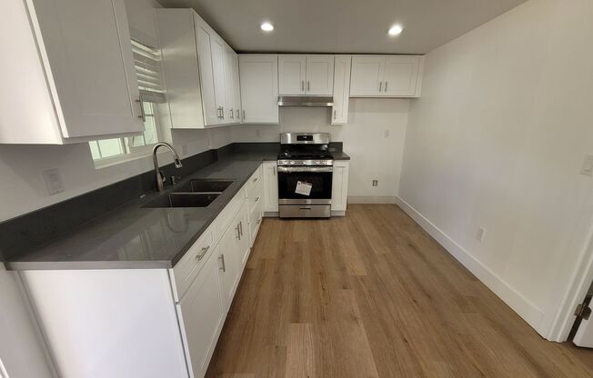 4th Street - 13564