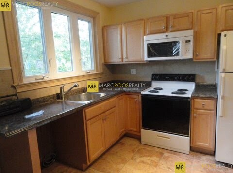 111 RUSSETT RD