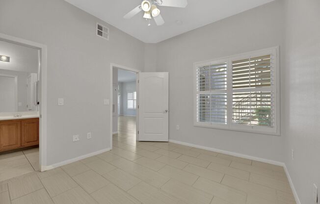 2 beds, 2 baths, $1,600, Unit # 1004