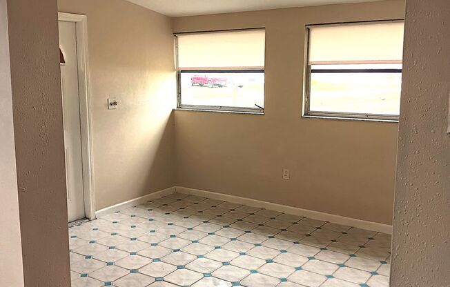 3 beds, 1 bath, $1,500