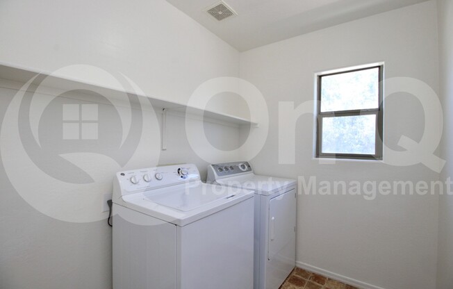 3 beds, 2.5 baths, 1,684 sqft, $2,100