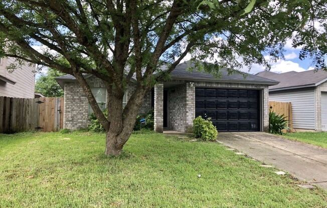 Large Beautiful 3 bed 2 bath