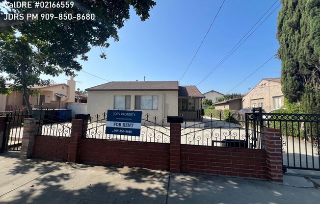 Rosemead 2 Bedroom Home with 2 Car Garage