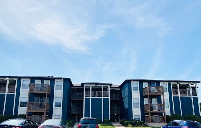 2 beds, 1 bath, 720 sqft, $1,195, Unit 69