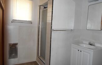 1 bed, 1 bath, $950, Unit Unit C