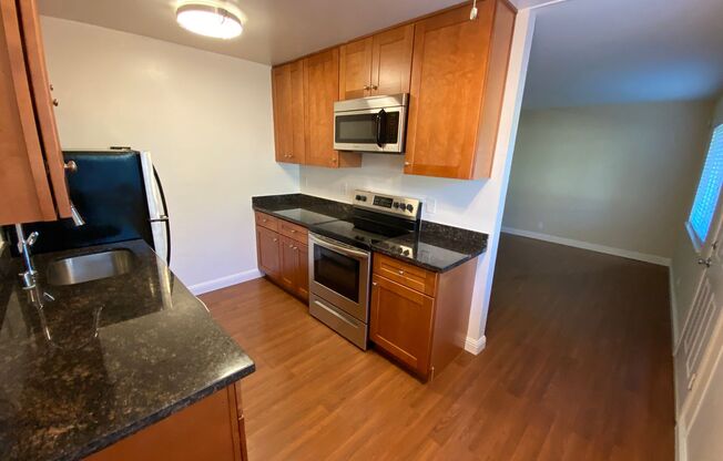 1 bed, 1 bath, 600 sqft, $2,250, Unit 36