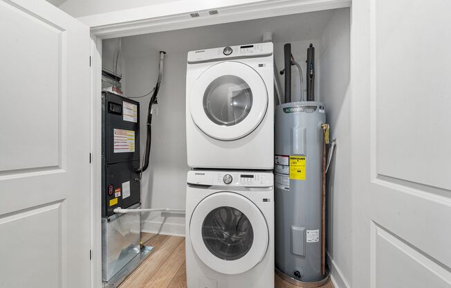 1 bed, 1 bath, 493 sqft, $1,499, Unit 303