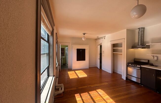 #356 ARTHUR APARTMENTS