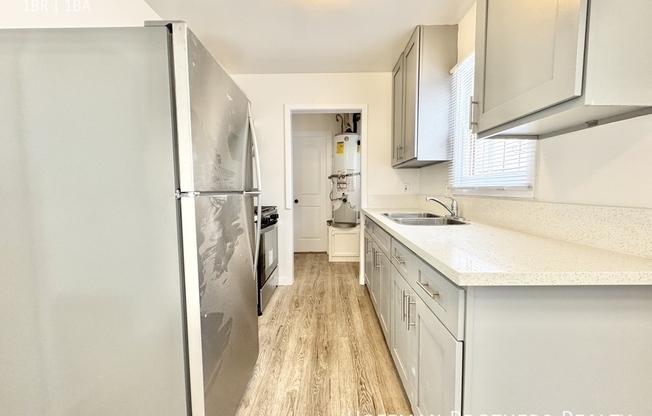 5057 W 20 ST