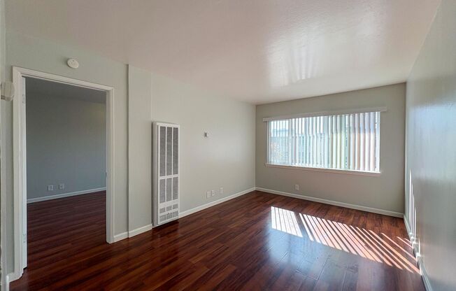 3189-3201 Cadillac Drive