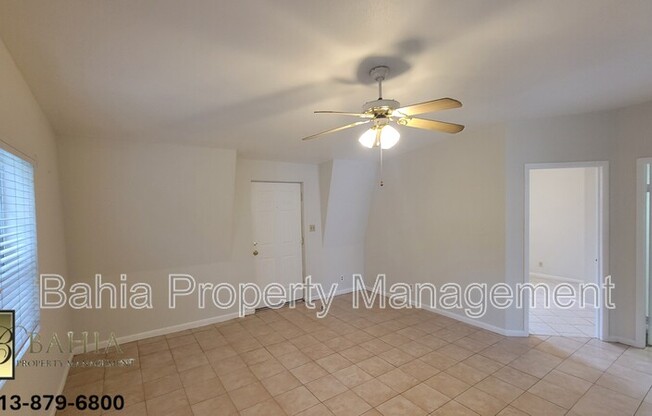 9213 N 13 ST