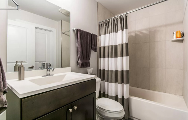 3 beds, 2 baths, 1,520 sqft, $2,495, Unit 204